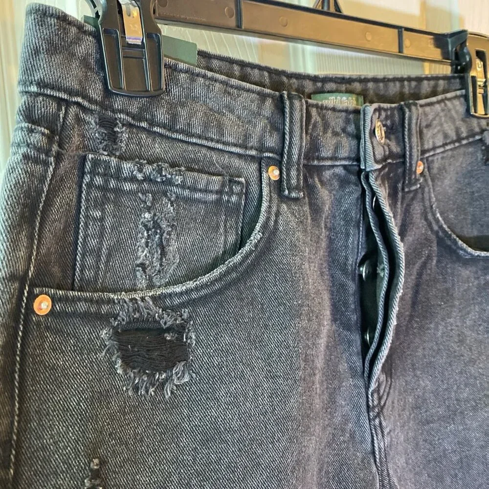 WILD FABLE Super High-Rise Distressed Denim Cutoff Jeans Shorts - Picture 7 of 11